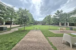 2401 E 6th St, Austin, TX 78702 - Photo 17