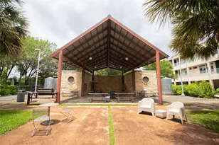 2401 E 6th St, Austin, TX 78702 - Photo 23