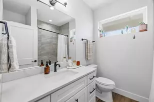 908 Smokey Oak Dr Dr, Fredericksburg, TX 78624 - Photo 23