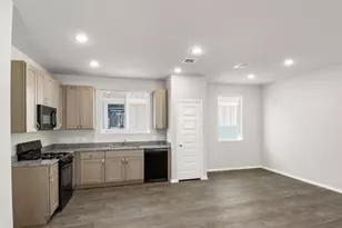 149 Daylily Dr, Elgin, TX 78621 - Photo 17