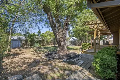 8304 Seminary Ridge Drive, Austin, TX 78745 - Photo 23