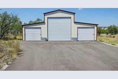 100 W Leaning Madrone Drive, Johnson City, TX 78636 - Photo 35