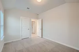 105 Appleberry Ln, Elgin, TX 78621 - Photo 13