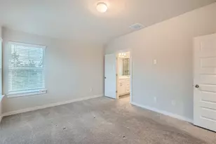 105 Appleberry Ln, Elgin, TX 78621 - Photo 15