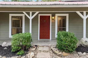 319 Matthew Cove, Bastrop, TX 78602 - Photo 5