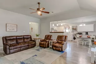 700 Indian Blanket St, Lockhart, TX 78644 - Photo 7