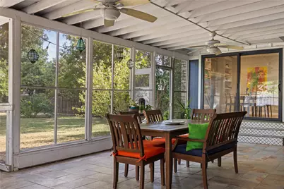 7607 Meadowview Lane, Austin, TX 78752 - Photo 15