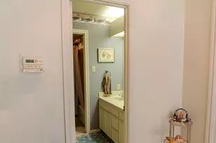 6820 Cypress Point N, Austin, TX 78746 - Photo 21