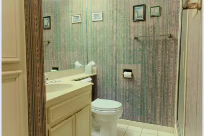 6820 Cypress Point N #6, Austin, TX 78746 - Photo 17