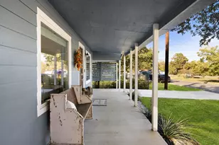 102 Ranchview Dr, Johnson City, TX 78636 - Photo 5