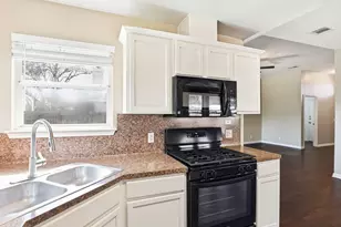 14704 Varrelman St, Austin, TX 78725 - Photo 5