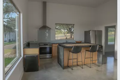 15104 N Hwy 281, Lampasas, TX 76550 - Photo 31