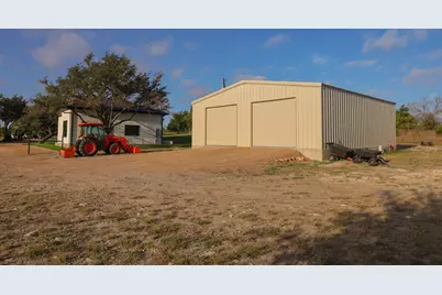 15104 N Hwy 281, Lampasas, TX 76550 - Photo 35