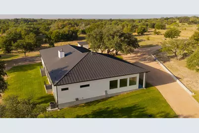 15104 N Hwy 281, Lampasas, TX 76550 - Photo 9