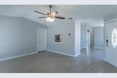 9411 Valley Moss, San Antonio, TX 78250 - Photo 3