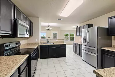 1517 Birmingham Drive, Seguin, TX 78155 - Photo 5