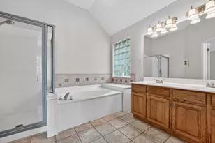 1009 Oaklands Dr, Round Rock, TX 78681 - Photo 15