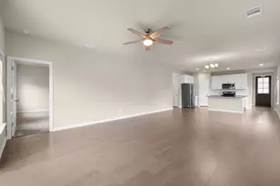 112 Creek Plum Ct, Liberty Hill, TX 78642 - Photo 5