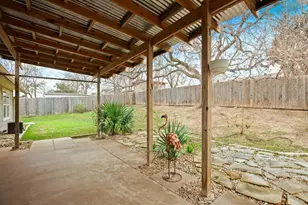 7404 Barcelona Dr, Austin, TX 78752 - Photo 21