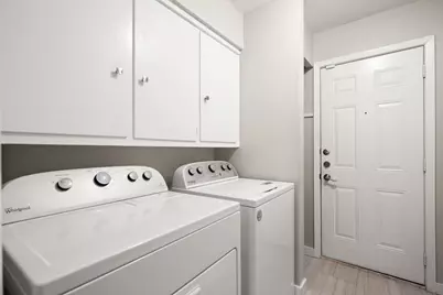 7404 Barcelona Drive, Austin, TX 78752 - Photo 31