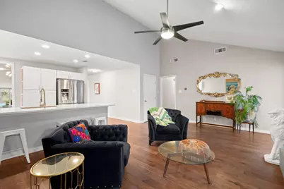 7404 Barcelona Drive, Austin, TX 78752 - Photo 17