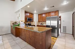 508 Harbor Dr, Spicewood, TX 78669 - Photo 9