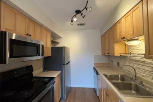 500 Riverside Dr E, Austin, TX 78704 - Photo 9