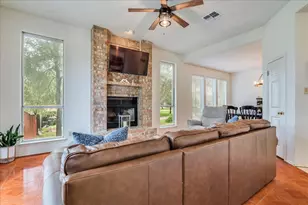 210 Meadow Woods Dr, Kyle, TX 78640 - Photo 13