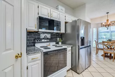 210 Meadow Woods Drive, Kyle, TX 78640 - Photo 17