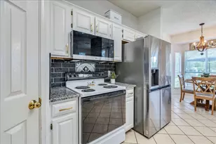 210 Meadow Woods Dr, Kyle, TX 78640 - Photo 17
