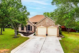 210 Meadow Woods Dr, Kyle, TX 78640 - Photo 7