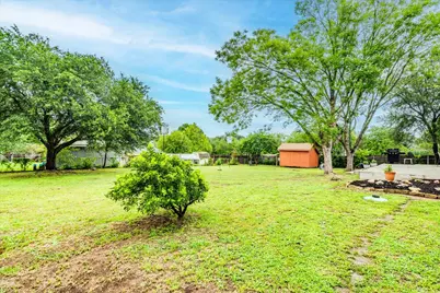 210 Meadow Woods Drive, Kyle, TX 78640 - Photo 29