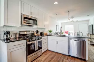 3009 Matador Dr, Austin, TX 78741 - Photo 3