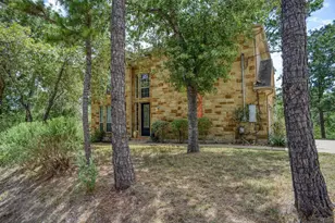 382 Akaloa Dr, Bastrop, TX 78602 - Photo 3