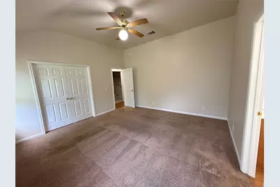 122 Little Lake Road, Hutto, TX 78634 - Photo 7