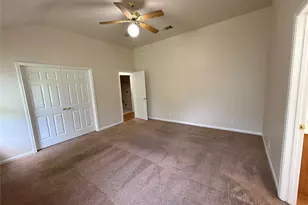 122 Little Lake Rd, Hutto, TX 78634 - Photo 7
