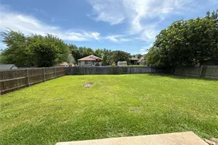 122 Little Lake Rd, Hutto, TX 78634 - Photo 17