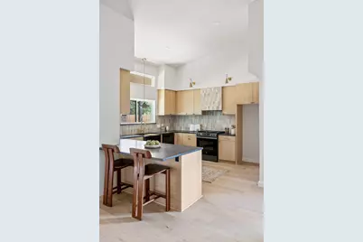 10707 Pinehurst Drive, Austin, TX 78747 - Photo 9