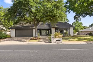 10707 Pinehurst Dr, Austin, TX 78747 - Photo 3
