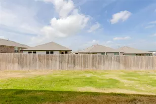 128 Mayacama Loop, San Marcos, TX 78666 - Photo 29