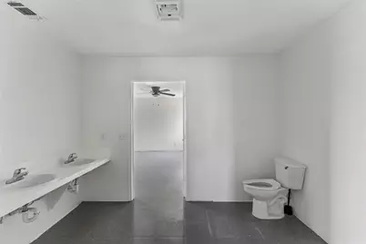 1030 S Guadalupe Street, Lockhart, TX 78644 - Photo 7