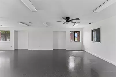 1030 S Guadalupe Street, Lockhart, TX 78644 - Photo 3