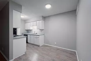 8100 N Mopac Expy, Austin, TX 78759 - Photo 13