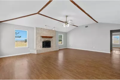 16 Brenda Lane, Round Rock, TX 78665 - Photo 5