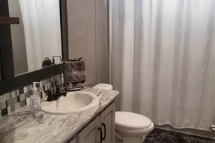 192 Lazy River Ln, Elgin, TX 78621 - Photo 11