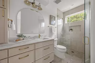 5104 Stone Gate Dr, Austin, TX 78721 - Photo 15