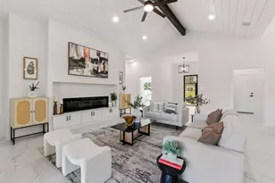 418 Bedford Dr, Spicewood, TX 78669 - Photo 7