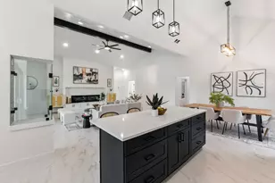 418 Bedford Dr, Spicewood, TX 78669 - Photo 11