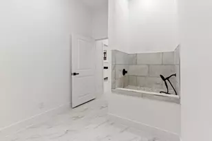 418 Bedford Dr, Spicewood, TX 78669 - Photo 29