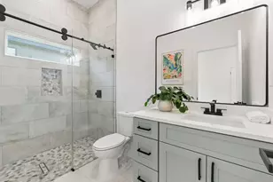 418 Bedford Dr, Spicewood, TX 78669 - Photo 27